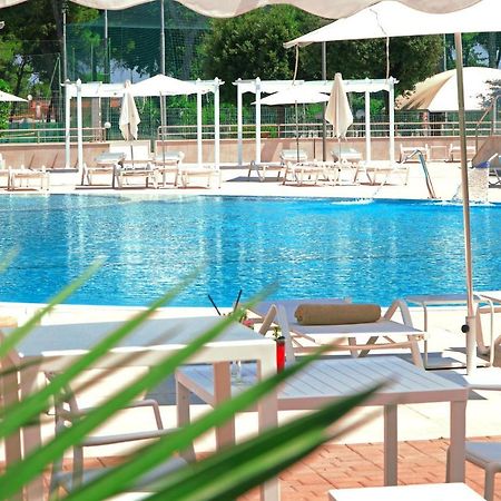Tursport Aparthotel Taranto Exterior photo